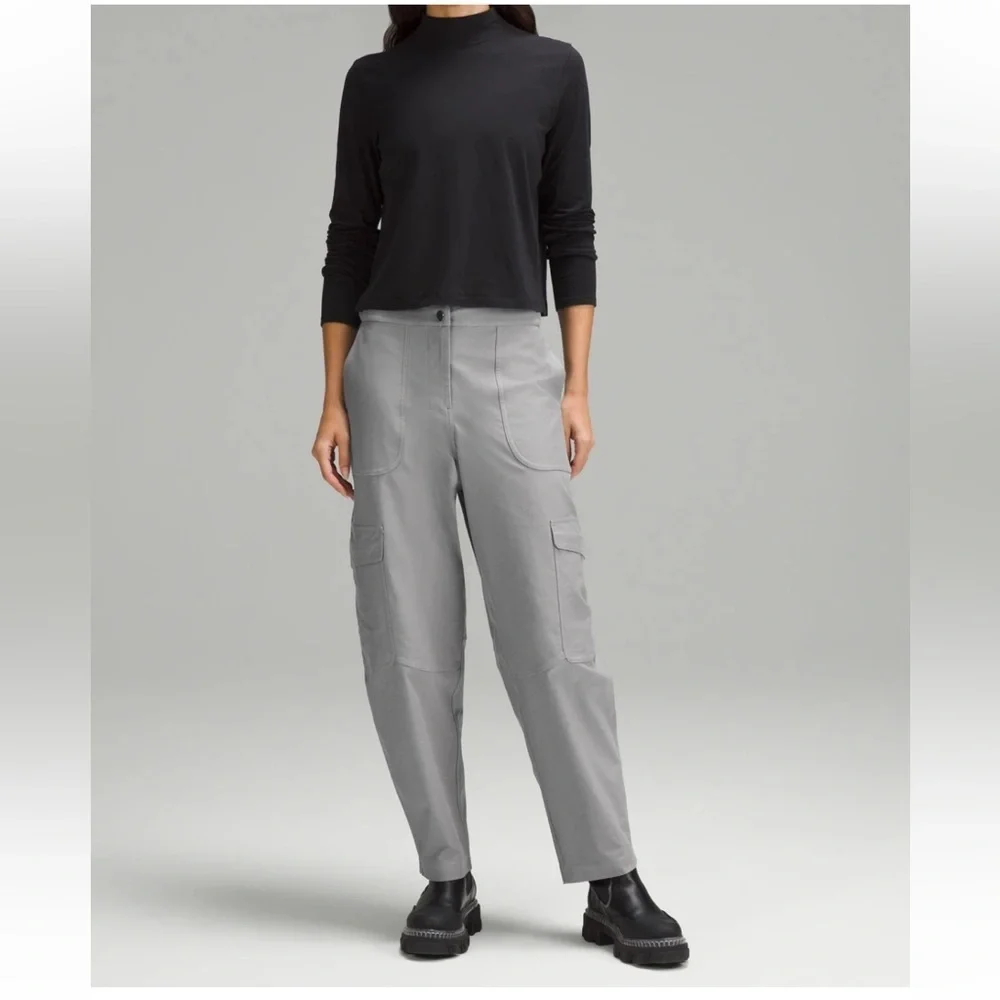 Lululemon Light Utilitech Cargo Pocket High-Rise Pant Graphite Grey Woman’s 26